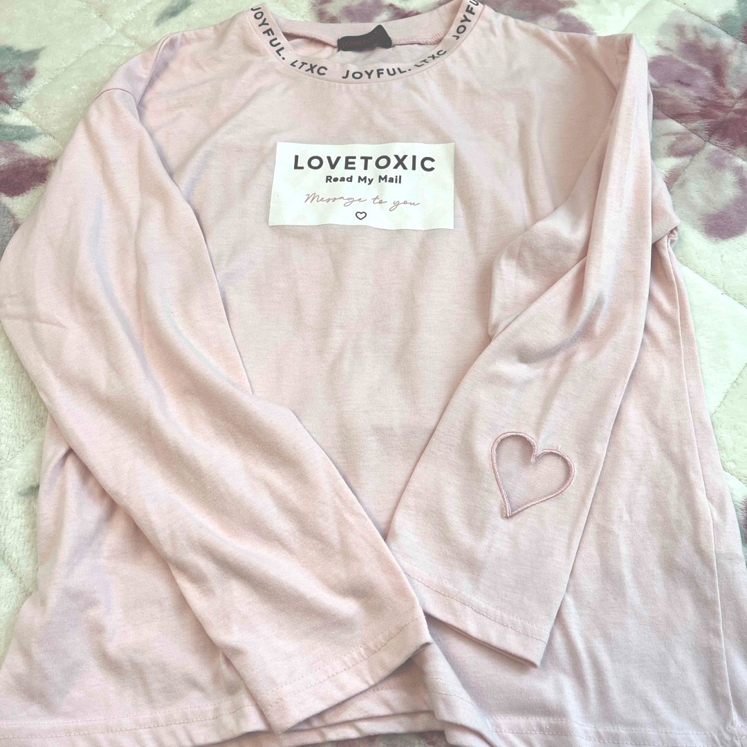 lovetoxic(ラブトキシック)のLOVE TOXIC キッズ/ベビー/マタニティのキッズ服女の子用(90cm~)(Tシャツ/カットソー)の商品写真