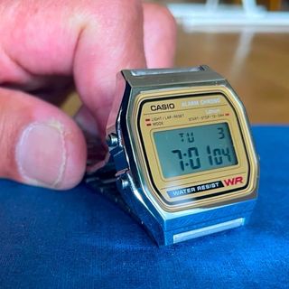 カシオ(CASIO)の【限定一本】超プレミア【WRロゴ囲いライン無しの初期モデル】カシオ　未使用品(腕時計(デジタル))