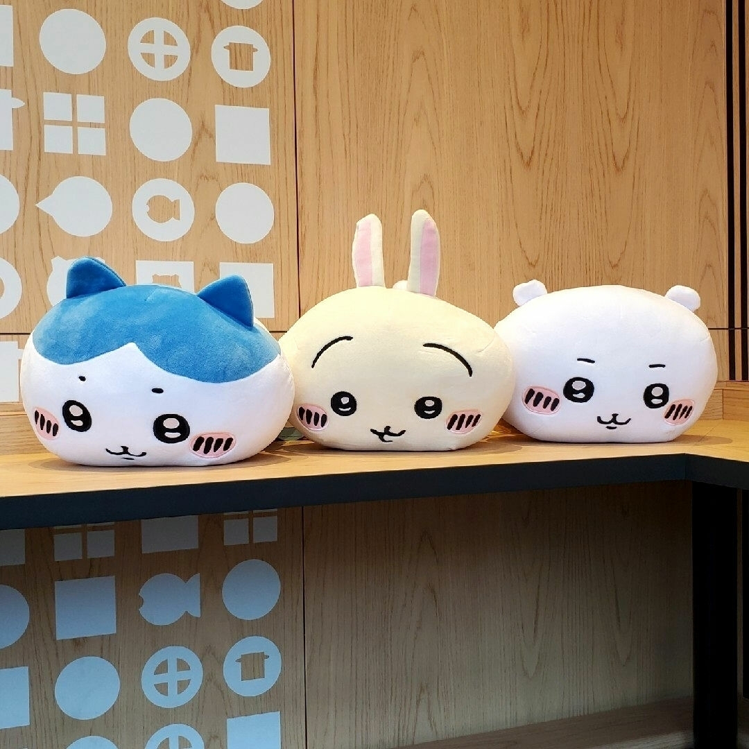 豊富なギフト ちいかわ - 3体セット ちいかわ アミューズメント捕獲品の通販 by ルーティン's shop|チイカワならラクマ アイドル