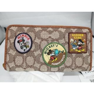 コーチ(COACH)の【美品】COACH x Disney シグネチャー ミッキー 長財布(財布)