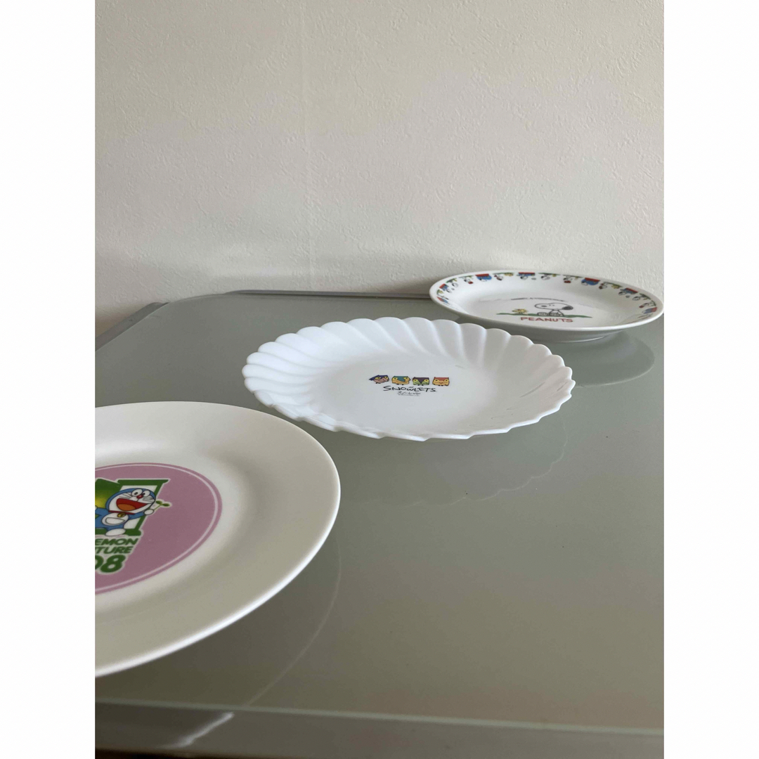 キャラクター皿 3枚 インテリア/住まい/日用品のキッチン/食器(食器)の商品写真