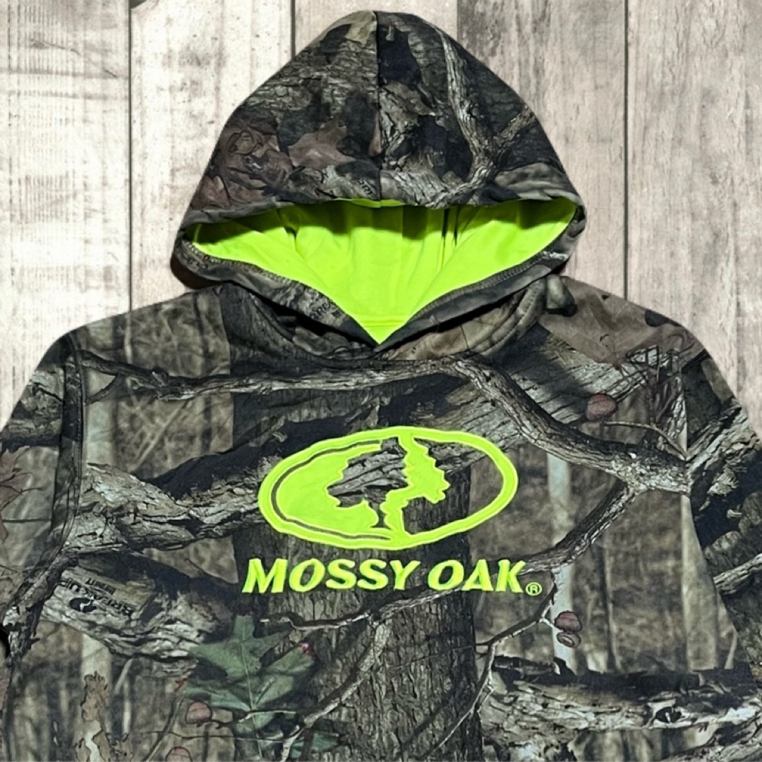 VINTAGE(ヴィンテージ)のMOSSY OAK メンズパーカー リアルツリー  S-Mサイズ デカロゴ 古着 メンズのトップス(パーカー)の商品写真