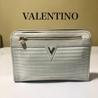 マリオバレンチノ(MARIO VALENTINO)のmario valentino バレンチノ ホワイト クラッチバッグ(クラッチバッグ)