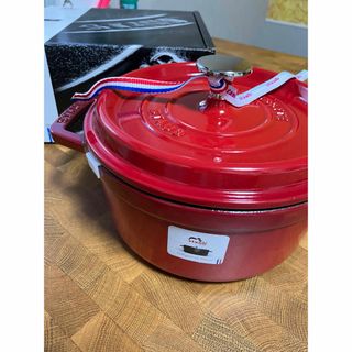 ストウブ(STAUB)の新品未使用　ストウブ ピコ・ココット ラウンド チェリー 18cm(鍋/フライパン)