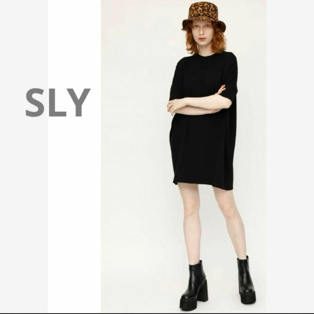 SLY(スライ)のSLY スライ　ミニワンピース　ニット　黒　ブラック　ロングトップス　セーター レディースのワンピース(ミニワンピース)の商品写真