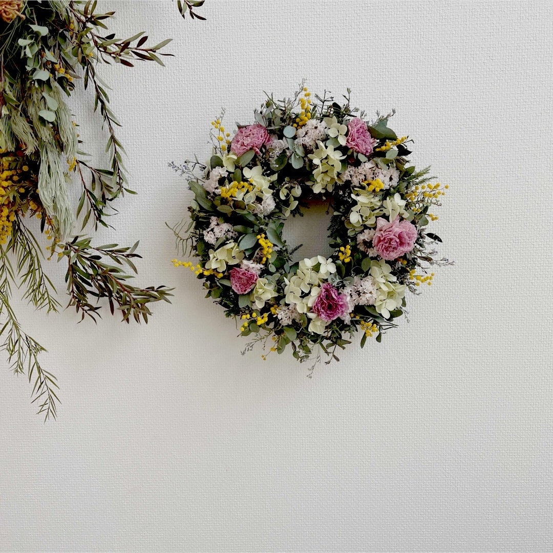 ♡ドライフラワー♡ラナンキュラスと紫陽花のリース♡母の日の贈り物♡ ハンドメイドのフラワー/ガーデン(リース)の商品写真