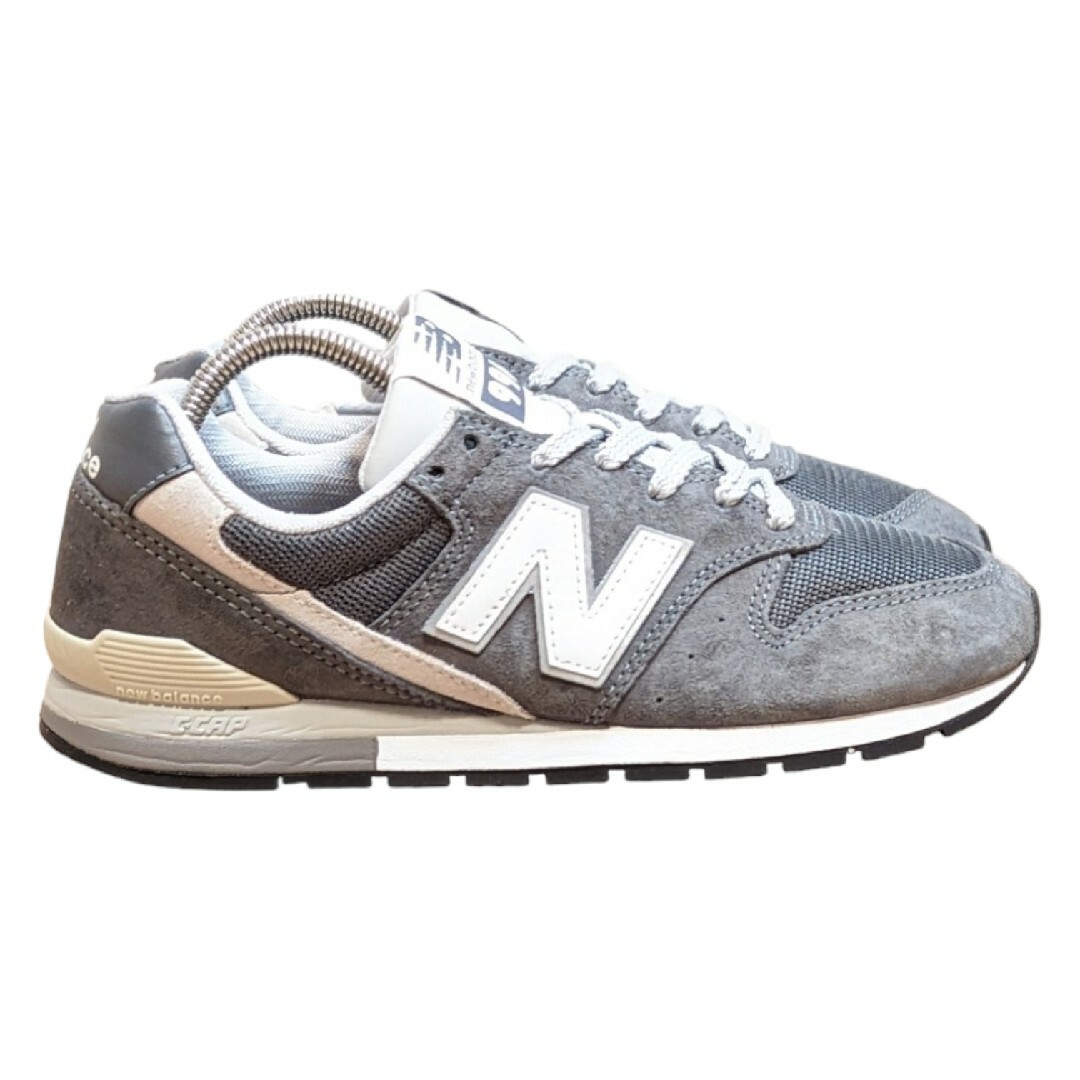 New Balance(ニューバランス)のnew balance ニューバランス CM996CD2 23cm グレー レディースの靴/シューズ(スニーカー)の商品写真