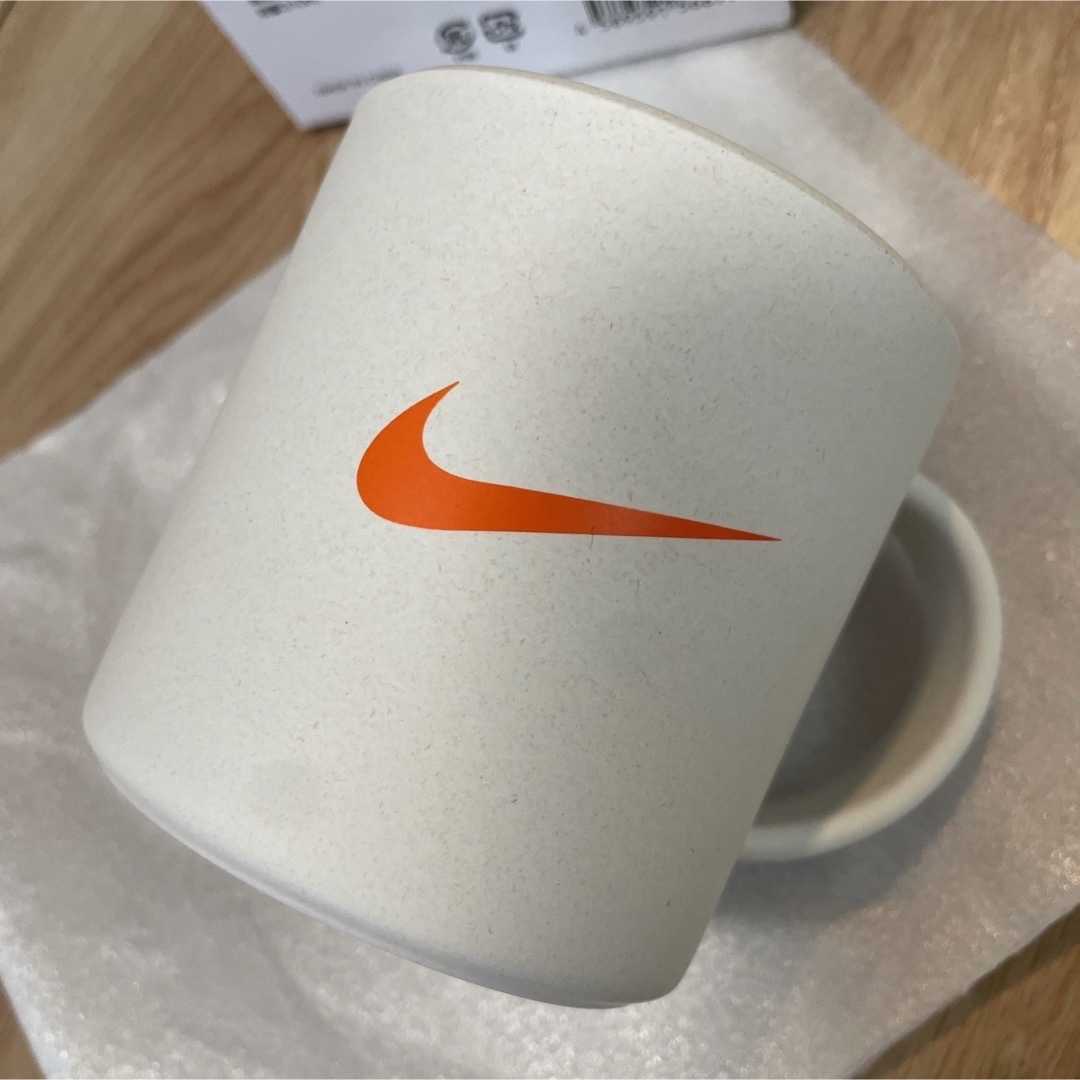 NIKE(ナイキ)のNIKE⭐︎非売品バンブーマグカップ＆トランプset インテリア/住まい/日用品のキッチン/食器(グラス/カップ)の商品写真