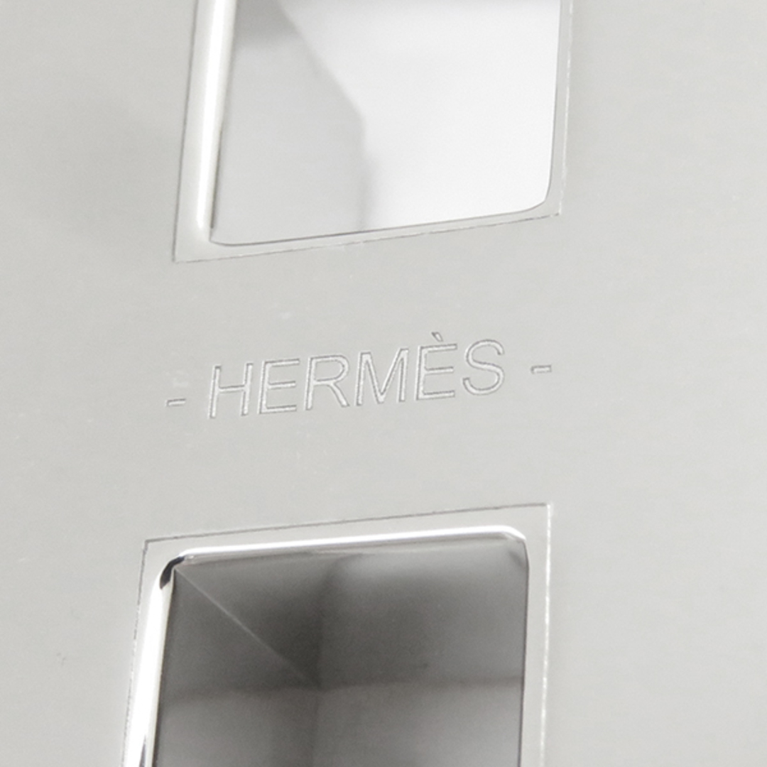 Hermes(エルメス)のエルメス HERMES キーホルダー クイズ レインボー カデナ メタル シルバー×アシデュレ シルバー金具 【箱】【中古】 ハンドメイドのアクセサリー(キーホルダー/ストラップ)の商品写真