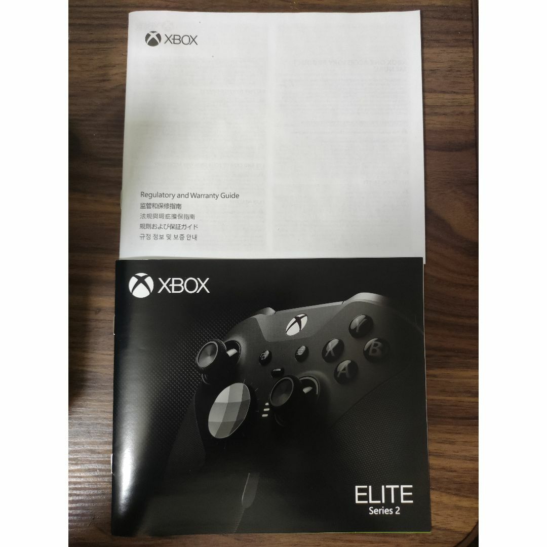 Microsoft(マイクロソフト)のXbox Elite ワイヤレス コントローラー シリーズ 2 エンタメ/ホビーのゲームソフト/ゲーム機本体(家庭用ゲーム機本体)の商品写真