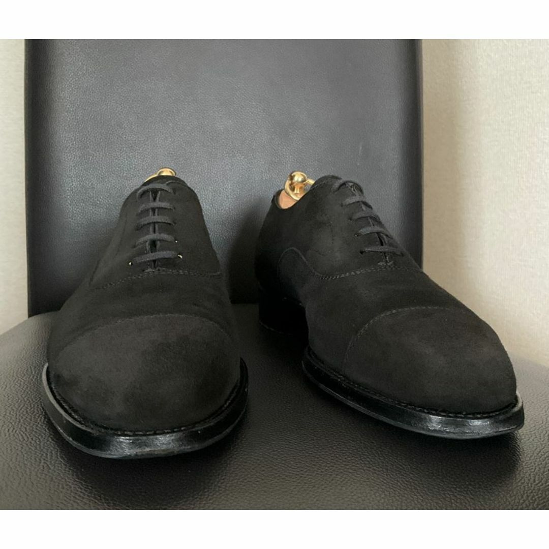 SANYO YAMACHO(サンヨウヤマチョウ)の三陽山長 友二郎 スエード ストレートチップ ブラック 7 25cm メンズの靴/シューズ(ドレス/ビジネス)の商品写真