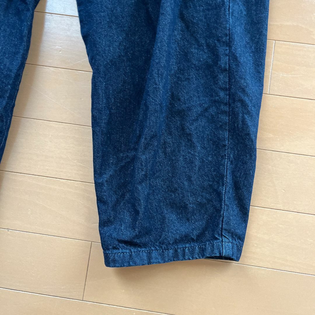 GU(ジーユー)のGU コーデュロイワイドパンツ　濃グレー　M メンズのパンツ(その他)の商品写真