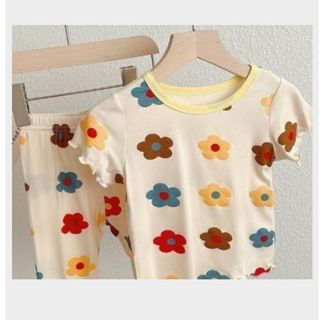 セットアップ　花柄🌼(Tシャツ/カットソー)