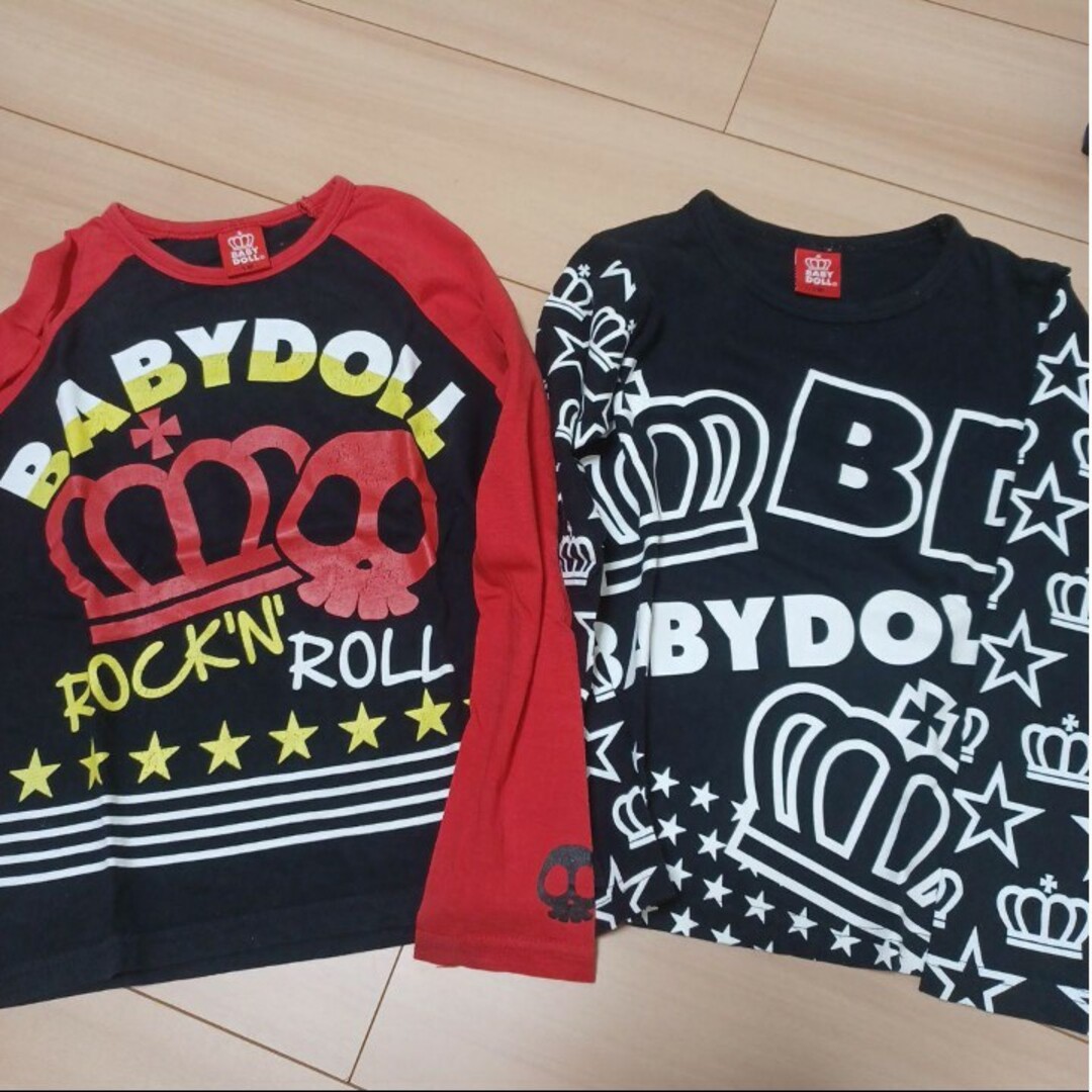 BABYDOLL(ベビードール)のBABYDOLL 　ユニクロ130㎝　ヒートテック　ロンT キッズ/ベビー/マタニティのキッズ服男の子用(90cm~)(Tシャツ/カットソー)の商品写真