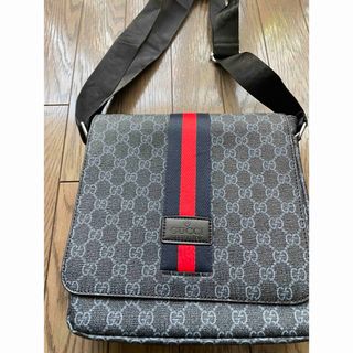 グッチ(Gucci)のアウトレット　グッチ　ショルダーバック　新品(ショルダーバッグ)