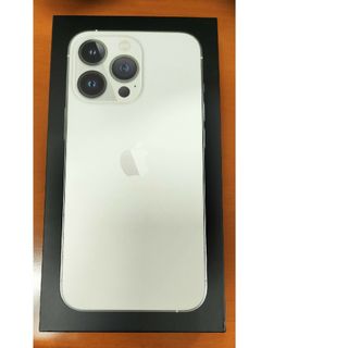 アイフォーン(iPhone)の送料無料！iPhone　13 pro 256 新品未開封　シルバー　本体(スマートフォン本体)