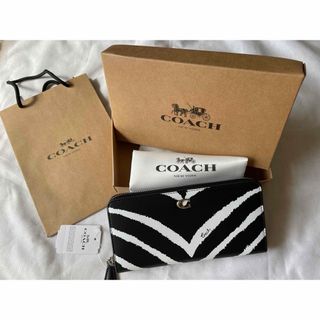 コーチ(COACH)のCOACH コーチ　ゼブラ柄　長財布　ウォレット★新品未使用(財布)