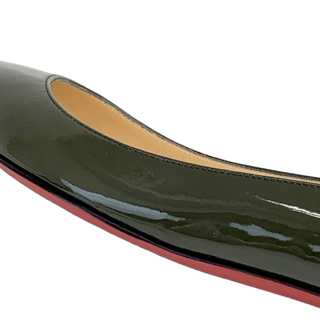 Christian Louboutin(クリスチャンルブタン)のクリスチャンルブタン Christian Louboutin フラットパンプス フラットシューズ 靴 シューズ パテント カーキ レディースの靴/シューズ(ハイヒール/パンプス)の商品写真