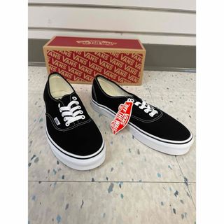 ヴァンズ(VANS)のVANS SHOES AUTHENTIC BLK 新品未使用、送料込み！(スニーカー)