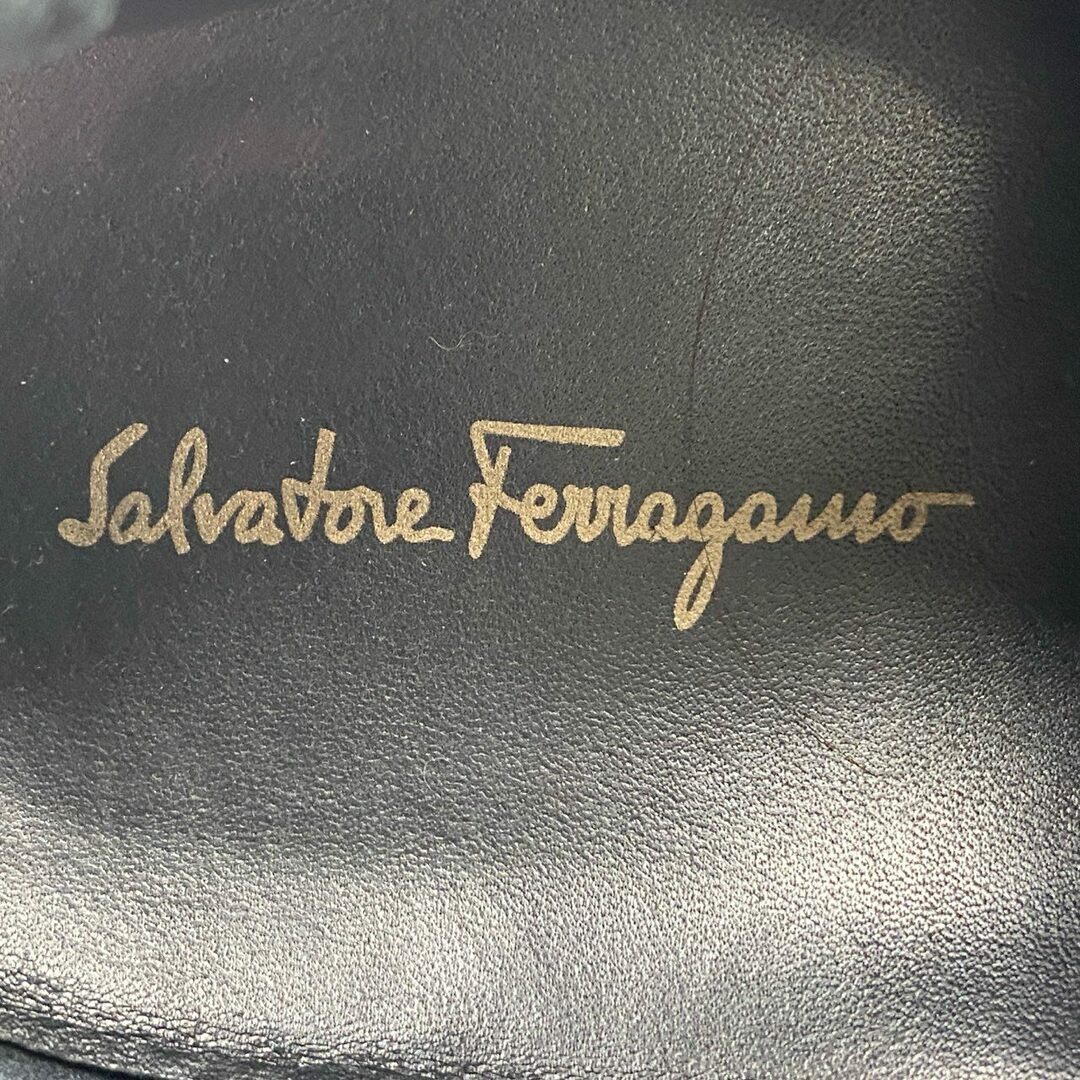 Salvatore Ferragamo(サルヴァトーレフェラガモ)の5d2 Salvatore Ferragamo サルヴァトーレ フェラガモ パテントレザー ベルクロスニーカー 6 1/2 ブラック シューズ イタリア製 メンズの靴/シューズ(スニーカー)の商品写真