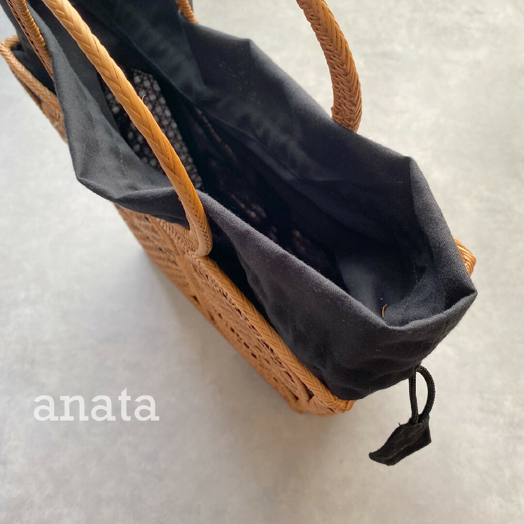 バリ島　ハンドバッグ　新品未使用　アタバッグ　かごバッグ　和装用バッグ　かご レディースのバッグ(ハンドバッグ)の商品写真