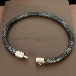 ルイヴィトン(LOUIS VUITTON)のLOUIS VUITTON ルイヴィトン ダミエ ロゴ ブレスレット (ブレスレット)