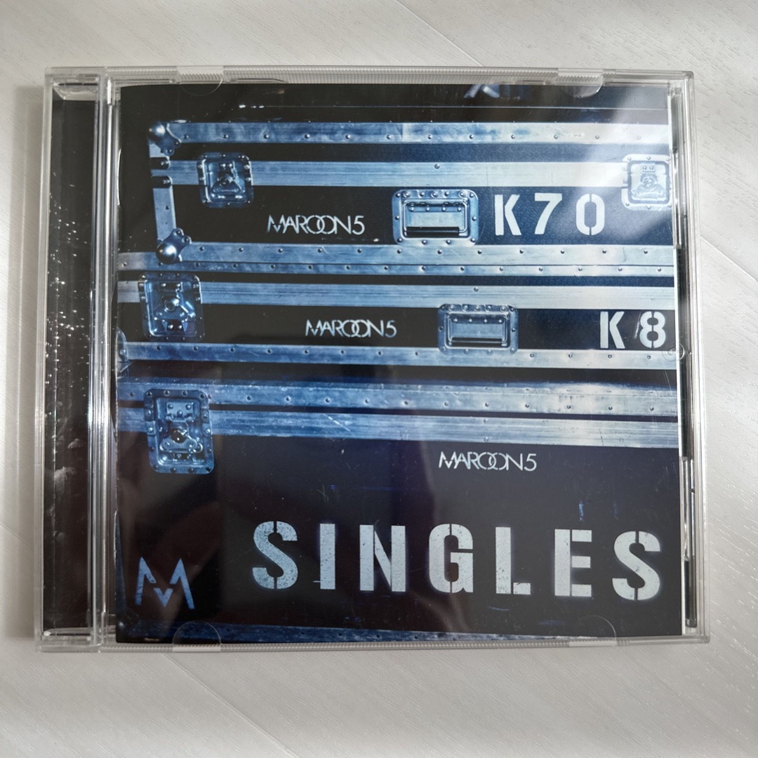 SINGLES MAROON5 エンタメ/ホビーのCD(ポップス/ロック(洋楽))の商品写真