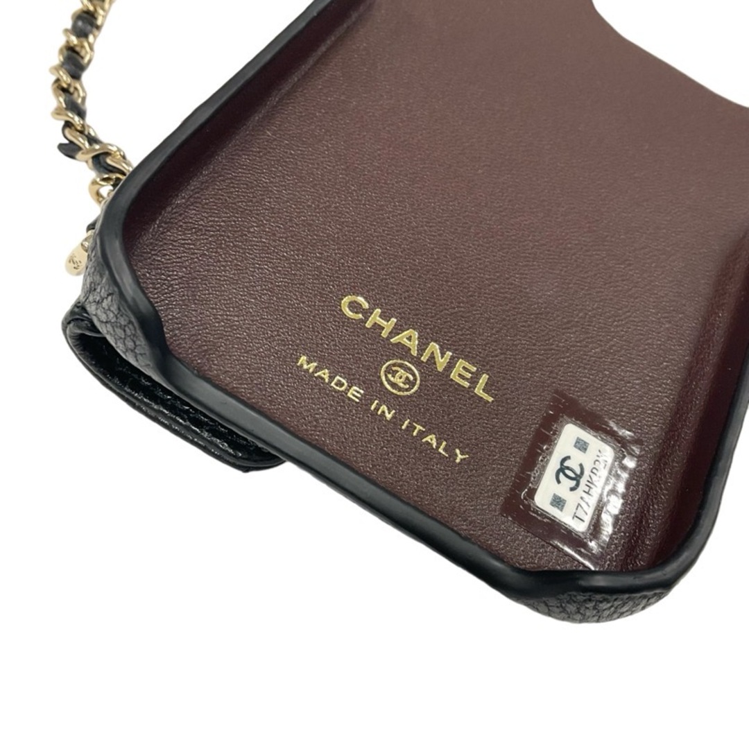 CHANEL(シャネル)のシャネル CHANEL 携帯・スマホアクセサリー ブラック ゴールド 未使用 iPhone14pro スマホケース ココマーク マトラッセ チェーン スマホ/家電/カメラのスマホアクセサリー(iPhoneケース)の商品写真