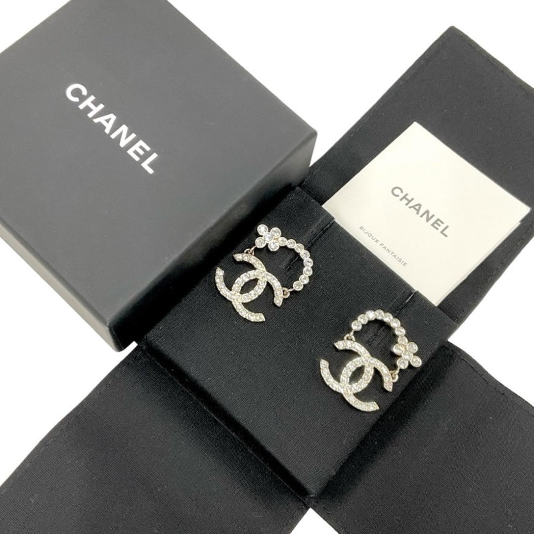 CHANEL(シャネル)のシャネル CHANEL ピアス イヤリング ゴールド ココマーク フラワー ラインストーン レディースのアクセサリー(ピアス)の商品写真