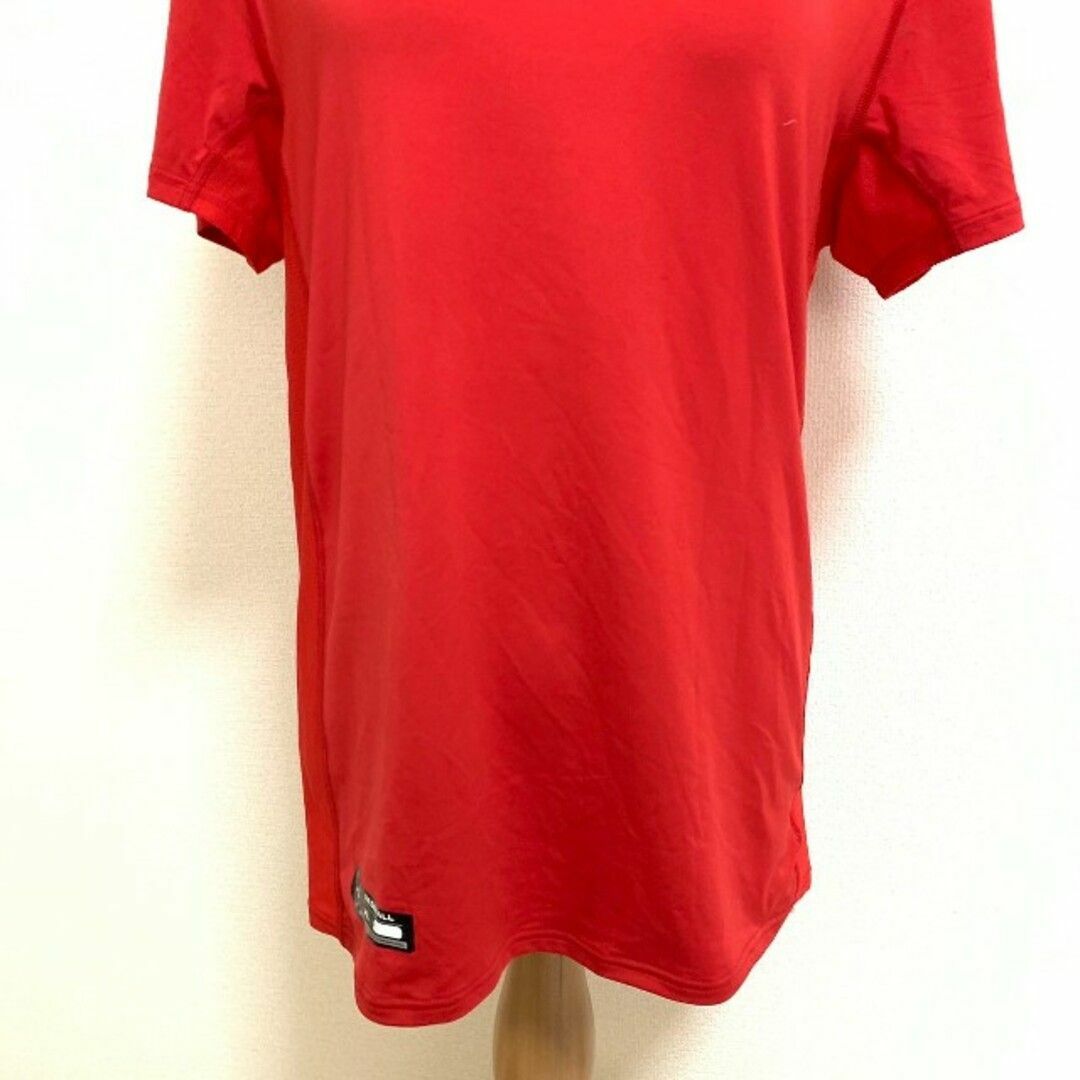 UNDER ARMOUR(アンダーアーマー)のUNDER ARMOUR　アンダーアーマー　半袖カットソー スポーツウェア ロゴ メンズのトップス(Tシャツ/カットソー(半袖/袖なし))の商品写真