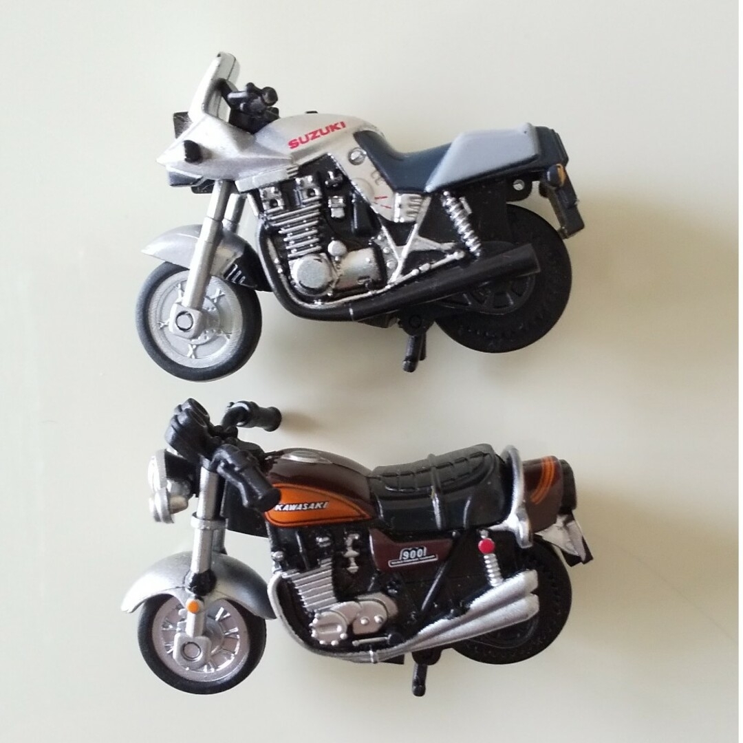 バイクコレクション フリクションバイク 8台 エンタメ/ホビーのおもちゃ/ぬいぐるみ(ミニカー)の商品写真