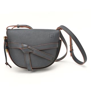 ロエべ / LOEWE    ゲートバッグ スモール ショルダー    型押しレザー　ブラック  　【中古】 商品番号 S-155364(ショルダーバッグ)