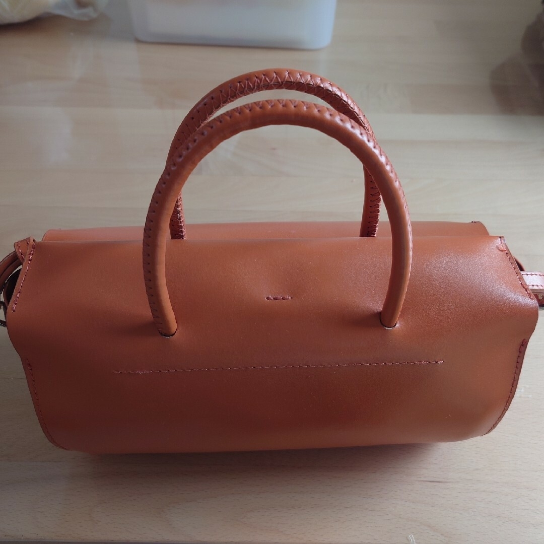 YAHKI(ヤーキ)のヤーキ　ショルダーバッグ　キャメル レディースのバッグ(ショルダーバッグ)の商品写真