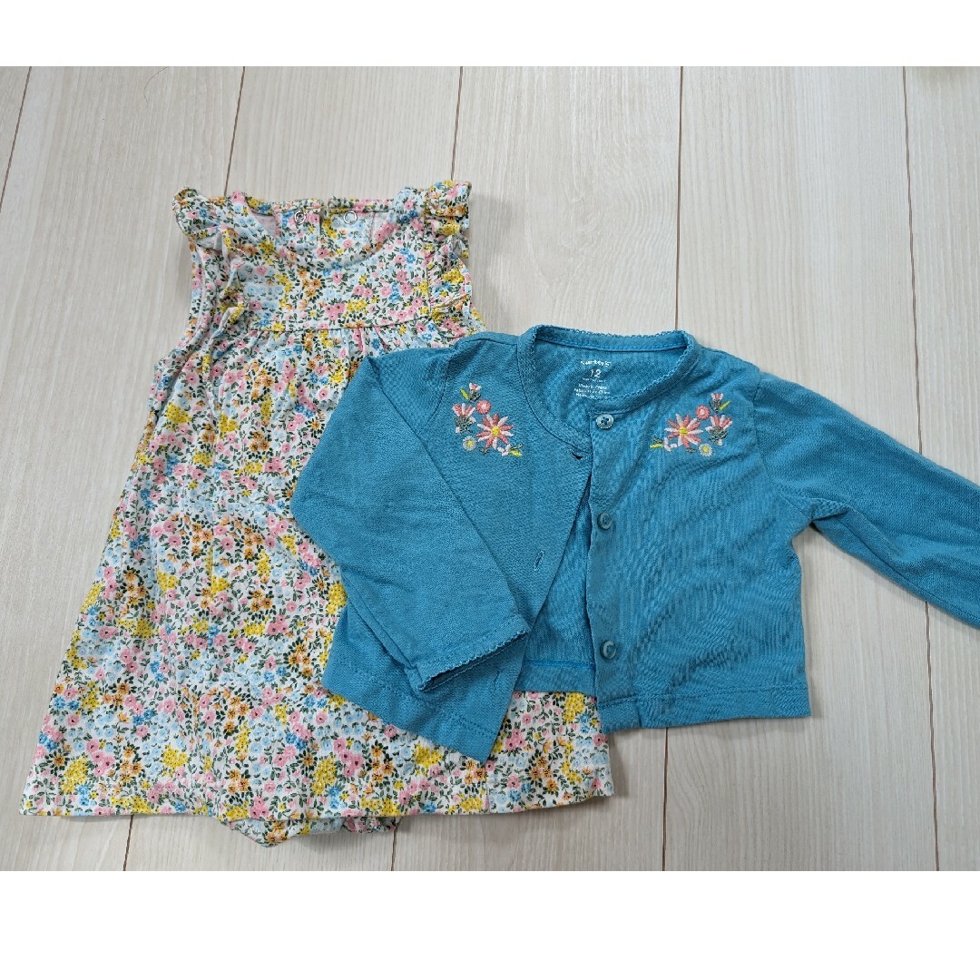 carter's(カーターズ)のcarter's　カーディガン&ワンピース　女の子80 キッズ/ベビー/マタニティのベビー服(~85cm)(ワンピース)の商品写真