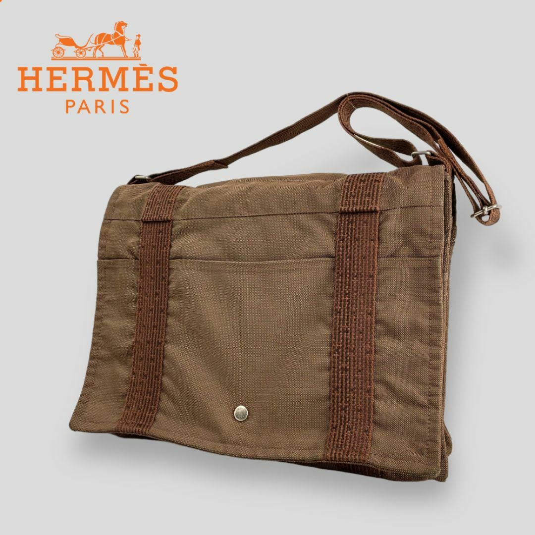 Hermes(エルメス)の■エルメス・HERMES■エールラインバサスMM ショルダーバッグ ユニセックス メンズのバッグ(ショルダーバッグ)の商品写真