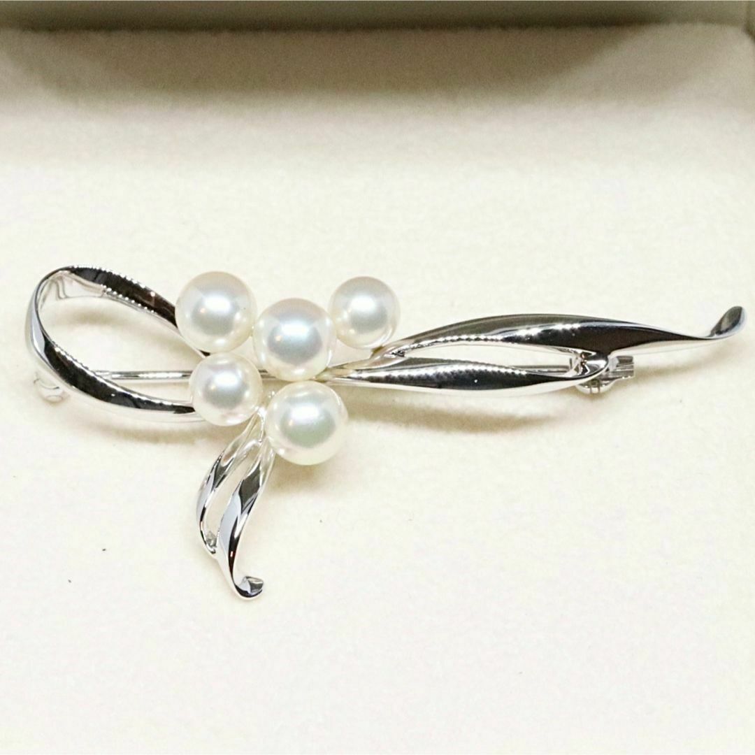 MIKIMOTO(ミキモト)の美品 ミキモト シルバー ブローチ パール リボン レディースのアクセサリー(ブローチ/コサージュ)の商品写真