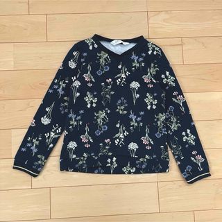 エイチアンドエム(H&M)の新品未使用 H&M カットソー　花柄(Tシャツ/カットソー)