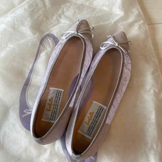 レペット(repetto)のfarfalleレースバレエシューズ　新品(バレエシューズ)