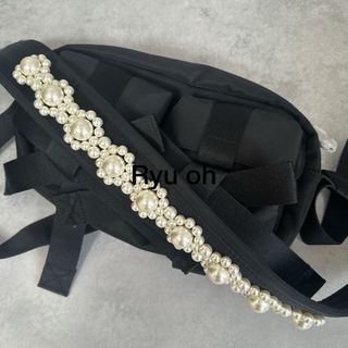 シモーネロシャ(Simone Rocha)のSimone Rocha シモーンロシャ リボン パール ショルダーバッグ(ショルダーバッグ)