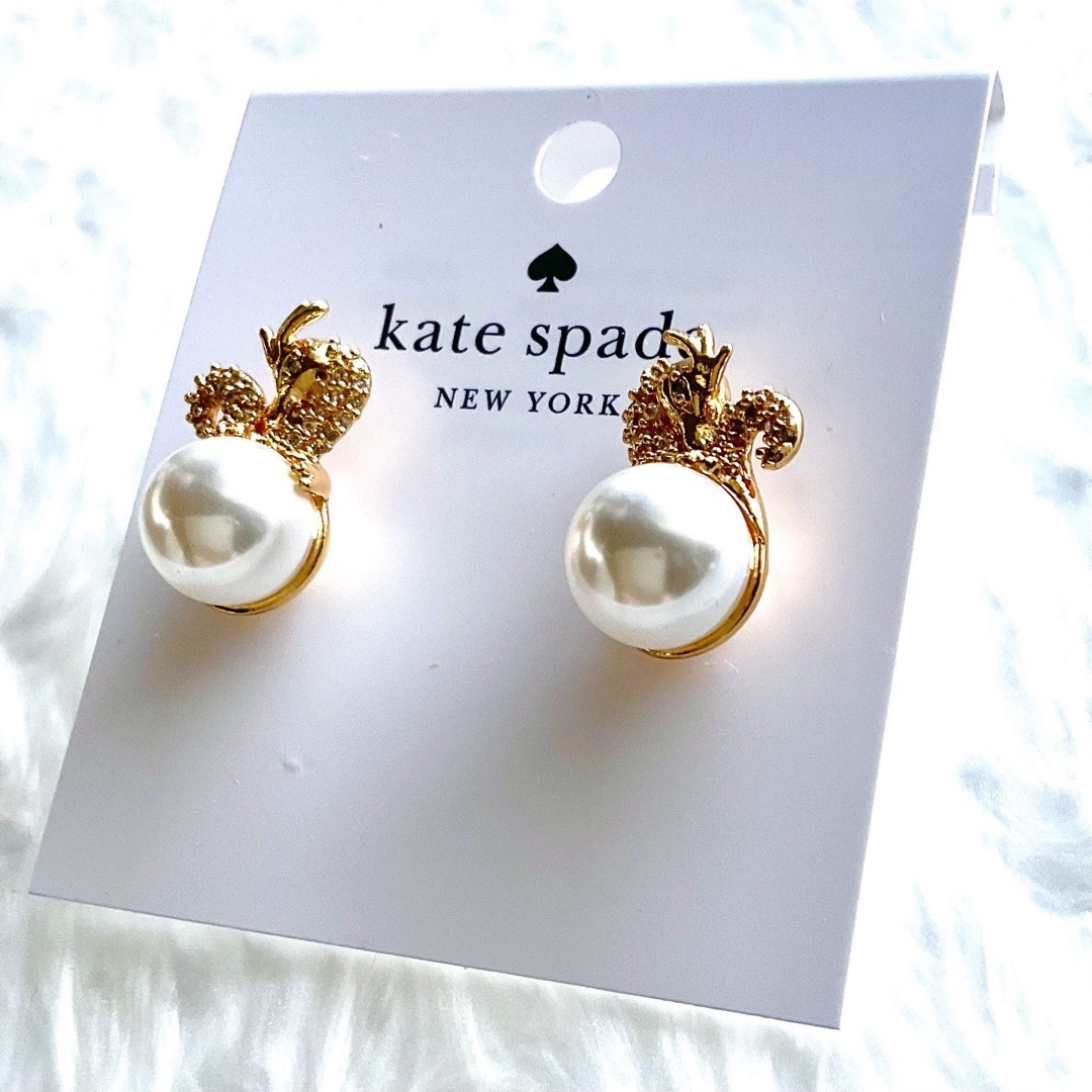 kate spade new york(ケイトスペードニューヨーク)のケイトスペード　ダズリングドラゴンスタッズ　１点のみ レディースのアクセサリー(ピアス)の商品写真