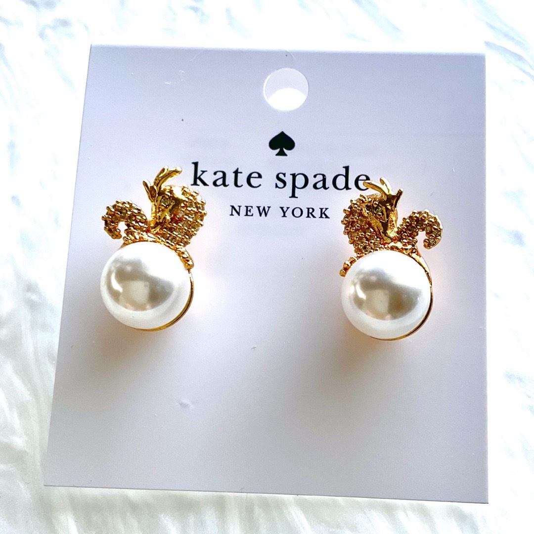 kate spade new york(ケイトスペードニューヨーク)のケイトスペード　ダズリングドラゴンスタッズ　１点のみ レディースのアクセサリー(ピアス)の商品写真