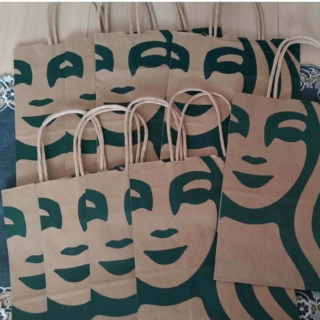 Starbucks(スターバックス)のスタバ紙袋 レディースのバッグ(ショップ袋)の商品写真