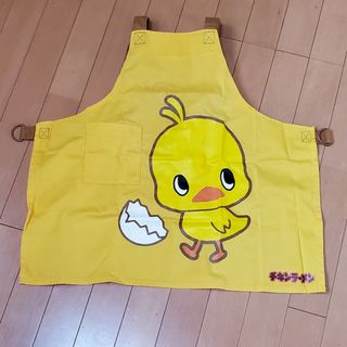 ニッシンショクヒン(日清食品)のエプロン　キッズ　日清チキンラーメンひよこちゃん　ひよこちゃんシールおまけ付き！(キャラクターグッズ)