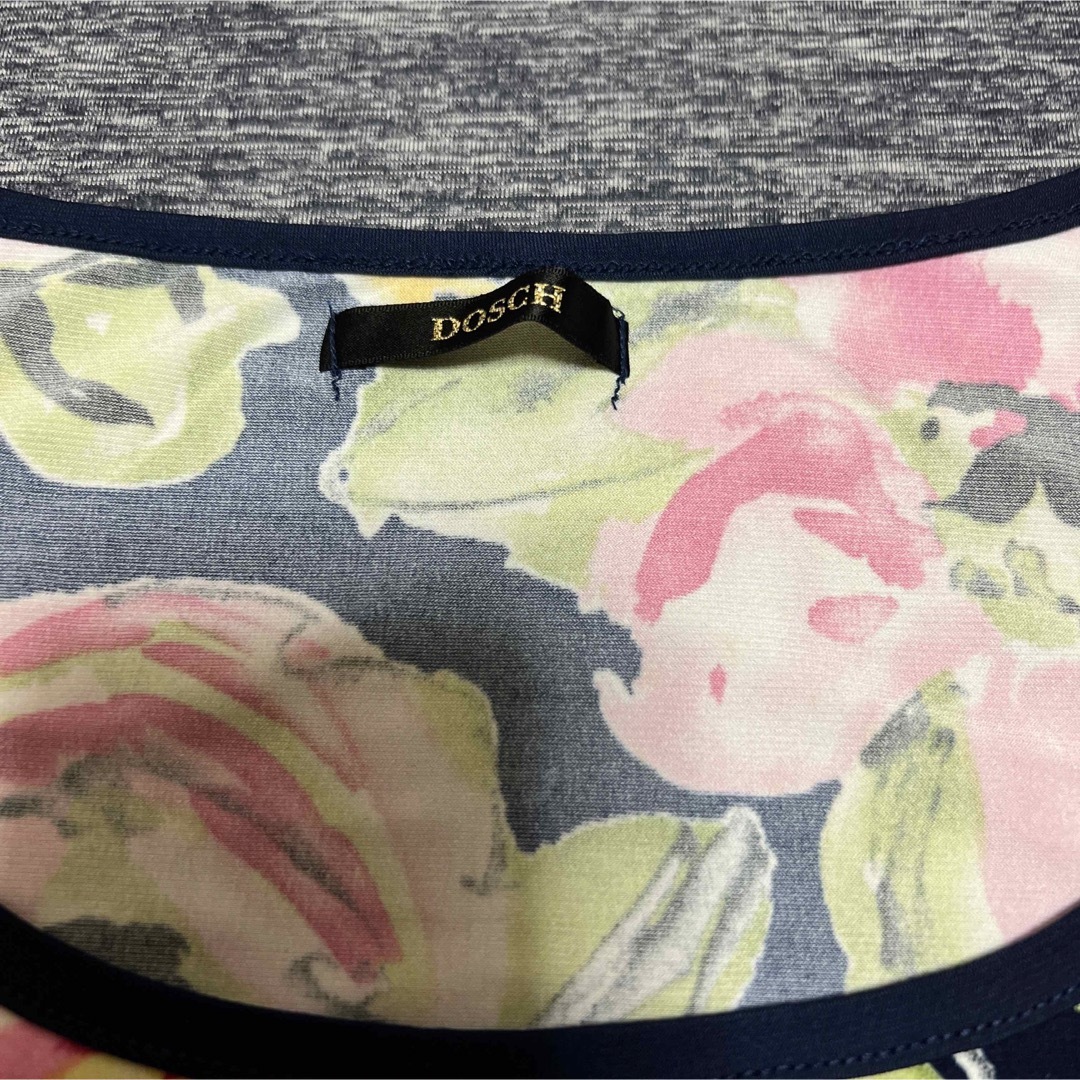Dosch(ドスチ)のドスチ　花柄　ノースリーブ レディースのトップス(シャツ/ブラウス(半袖/袖なし))の商品写真