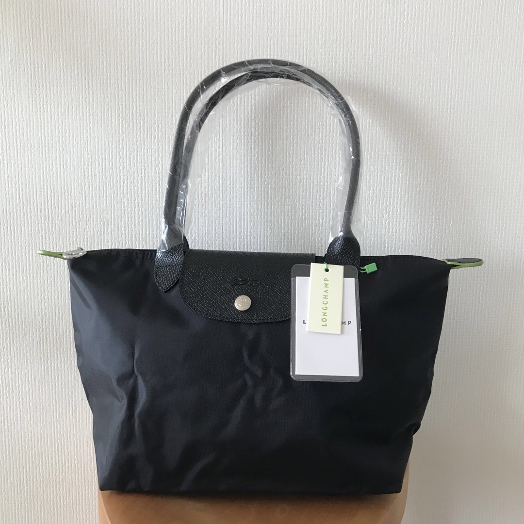 LONGCHAMP(ロンシャン)の新品　LONGCHAMP ロンシャン　トートバッグ　折り畳み　ブラック　M レディースのバッグ(トートバッグ)の商品写真