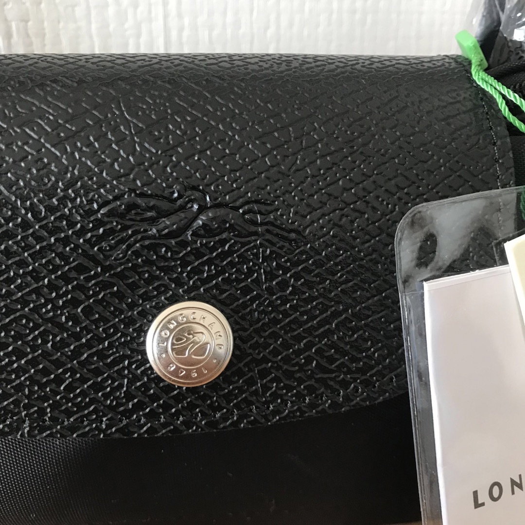 LONGCHAMP(ロンシャン)の新品　LONGCHAMP ロンシャン　トートバッグ　折り畳み　ブラック　M レディースのバッグ(トートバッグ)の商品写真