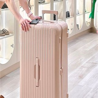 リモワ(RIMOWA)のリモワ★RIMOWA★トランクプラス★未使用未開封新品★保証書新品タグカード付き(スーツケース/キャリーバッグ)