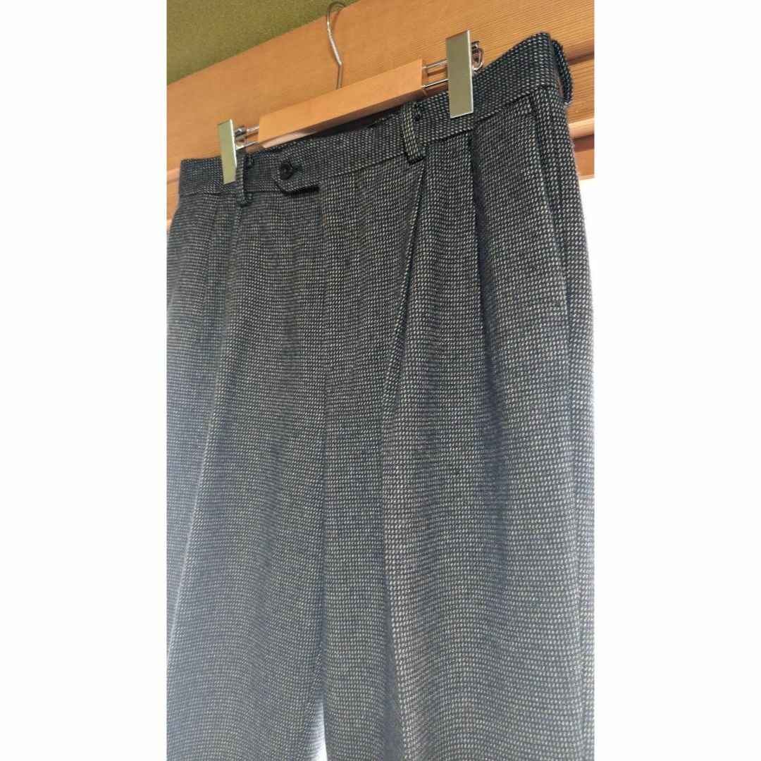 AURALEE(オーラリー)のAURALEE CASHMERE TWEED TWO-TUCK SLACKS メンズのパンツ(スラックス)の商品写真