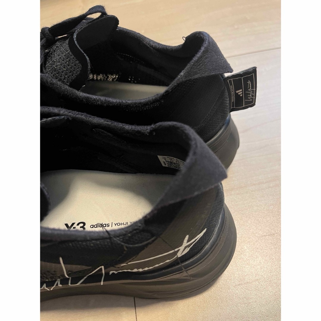 Y-3(ワイスリー)のY-3 yohjiyamamoto BOSTON 11 アディダス ランニング メンズの靴/シューズ(スニーカー)の商品写真