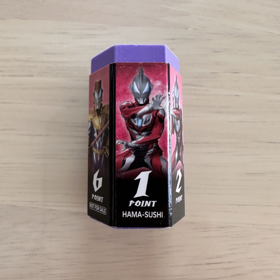 はま寿司　ウルトラヒーロー　バトル消しゴム　 エンタメ/ホビーのおもちゃ/ぬいぐるみ(キャラクターグッズ)の商品写真